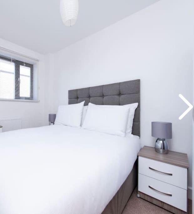 Bright, Nice Interior, Close To The City, 2 Bedroom Apartment London Exterior photo