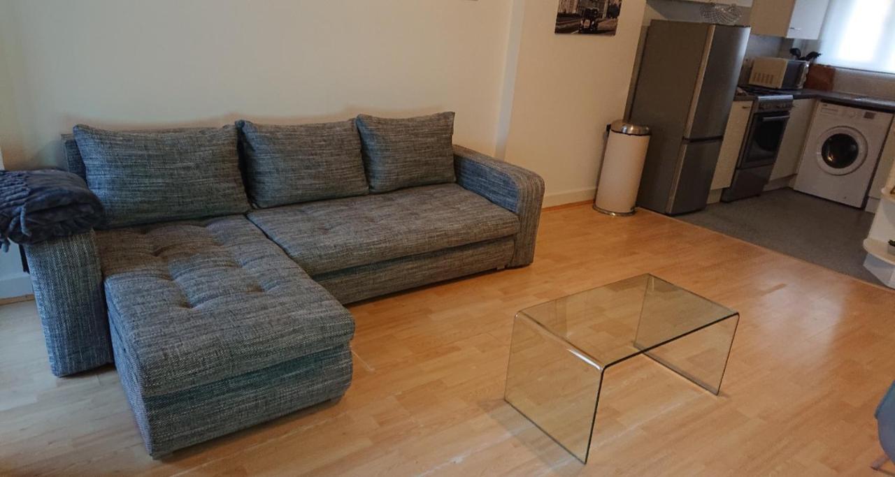 Bright, Nice Interior, Close To The City, 2 Bedroom Apartment London Exterior photo